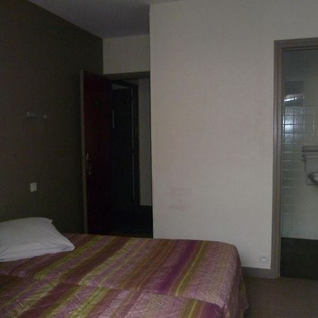 Hotel Du Port Concarneau Ngoại thất bức ảnh
