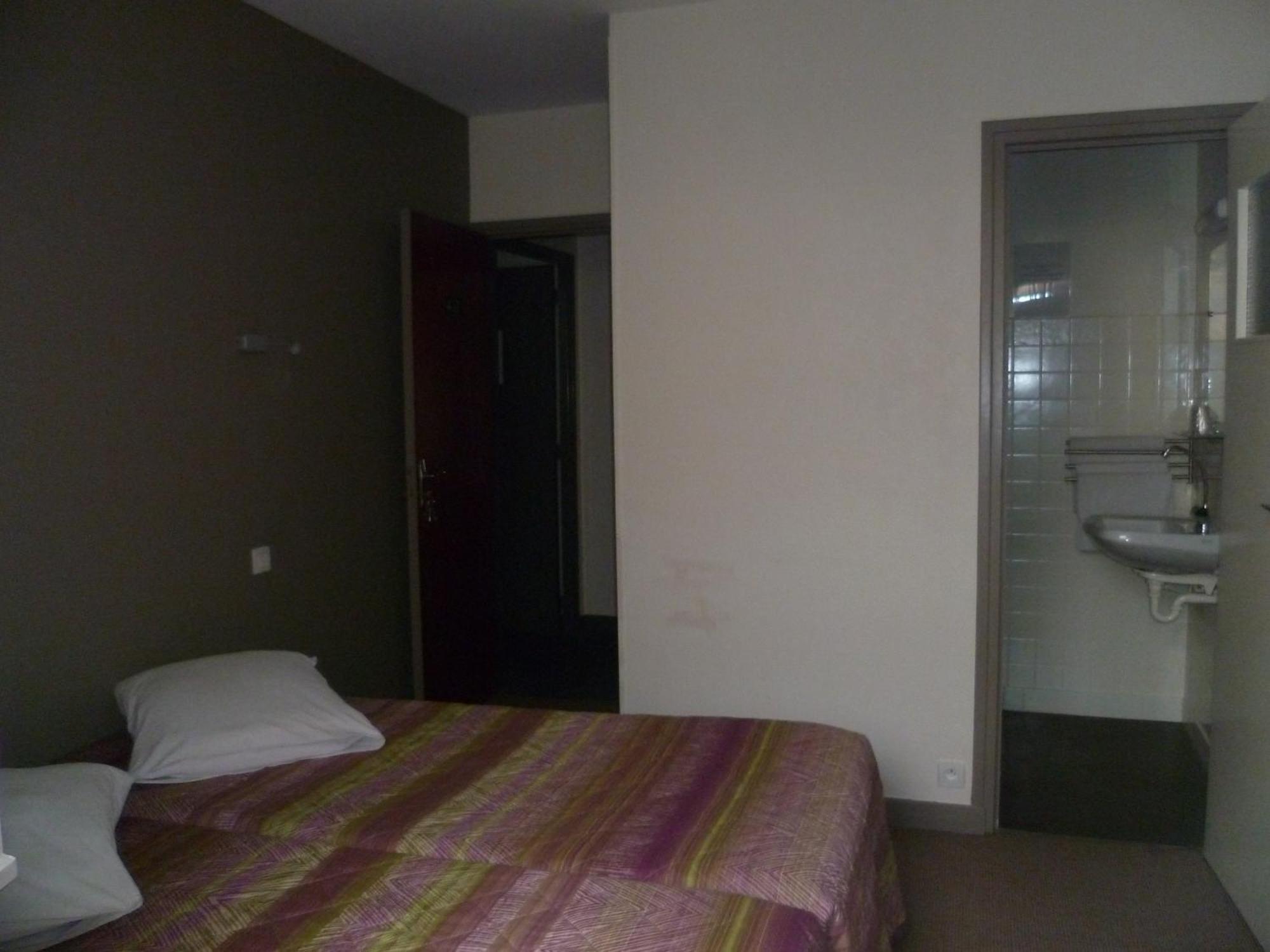 Hotel Du Port Concarneau Ngoại thất bức ảnh